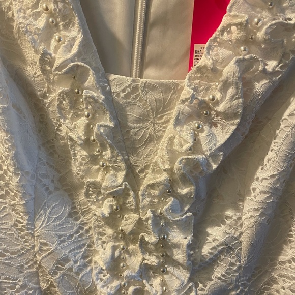 White Lilly Pulitzer Dress- never worn w/tags - Picture 2 of 5